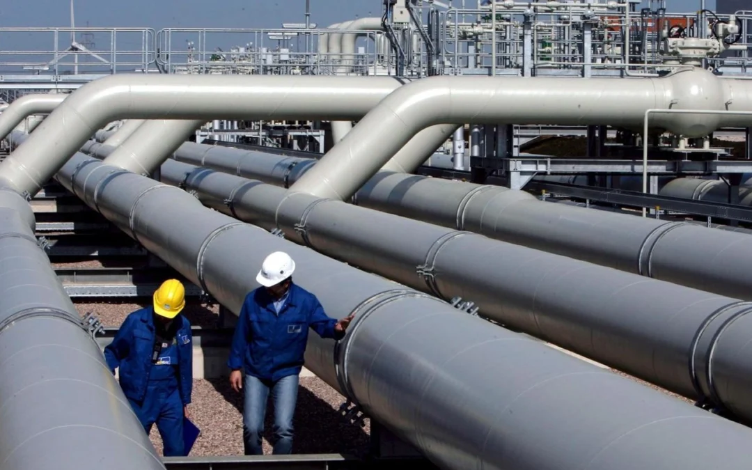 A Livorno il biocarburante per gli aerei. L’Eni: “E’ la nuova energia per il futuro”